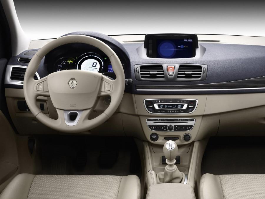  Renault Megane 2008 года  (фото 39 из 146)